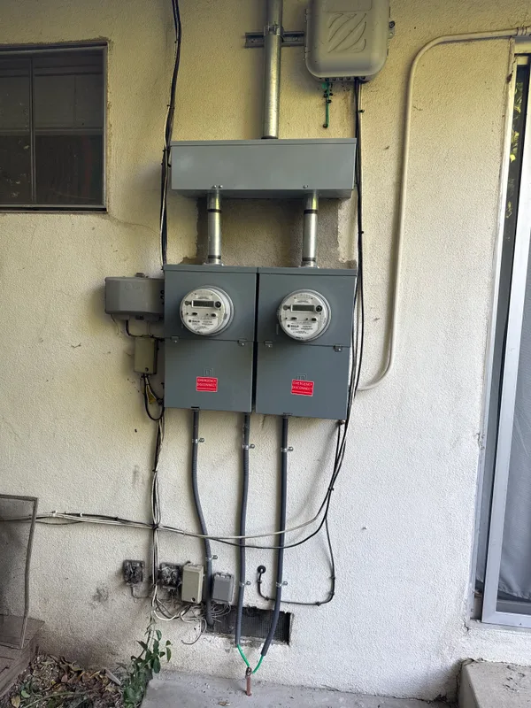 Modern 200A electrical panel with organized circuit breakers and proper labeling in Sacramento home